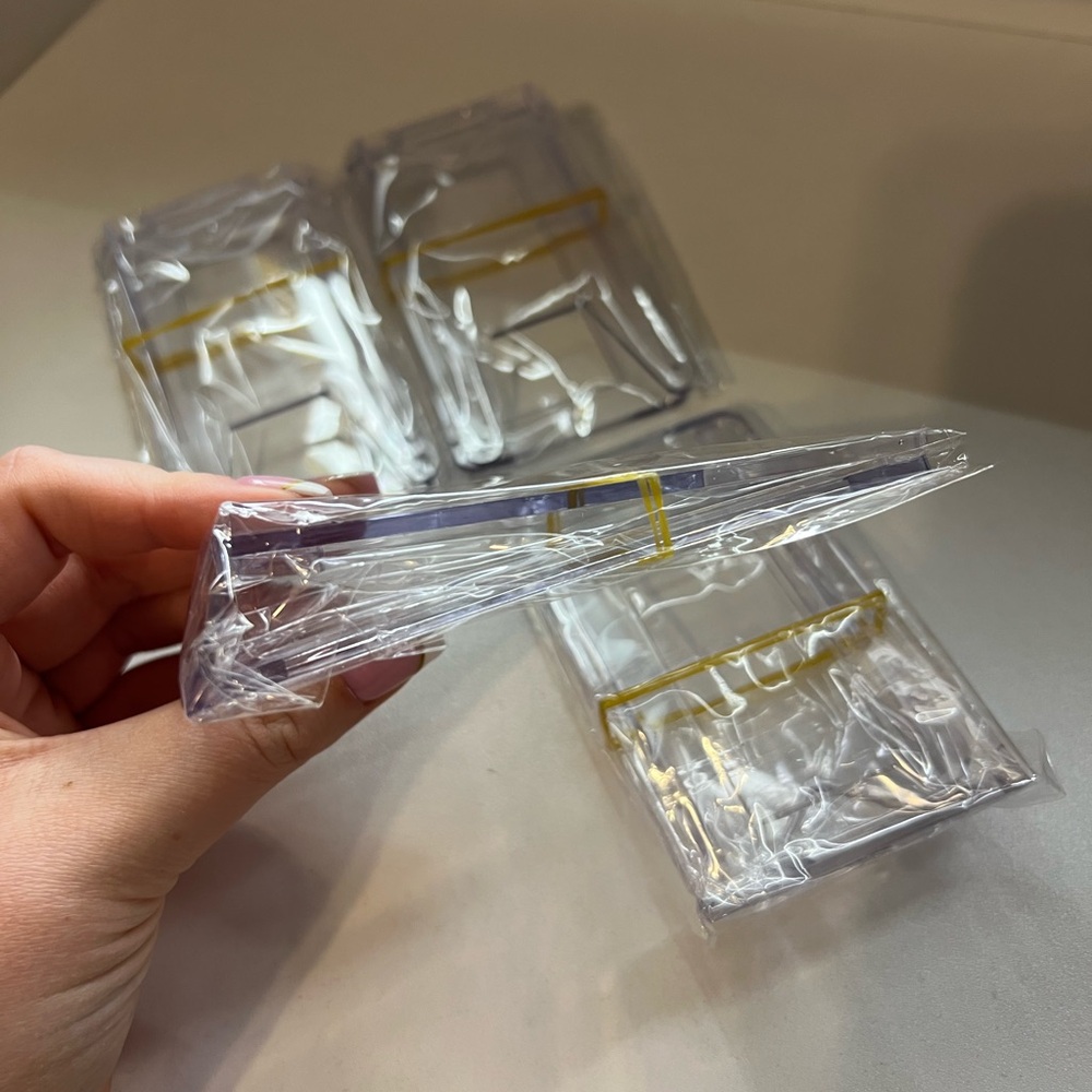Clear Adjustable Acrylic Display Stand - Picture 7 of 9